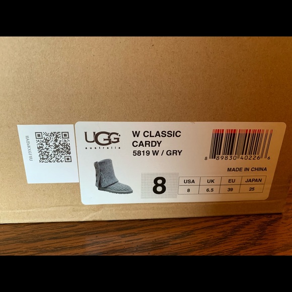 UGG Boots - Picture 2 of 5